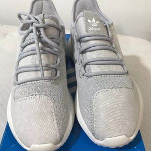 Adidas Tubular Shadow kids shoes size 4